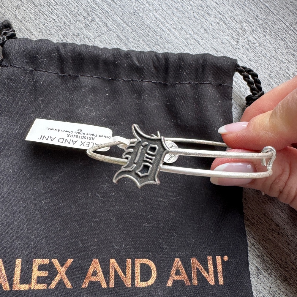 Alex And Ani Detroit Tigers Slider Charm Bangle Bracelet